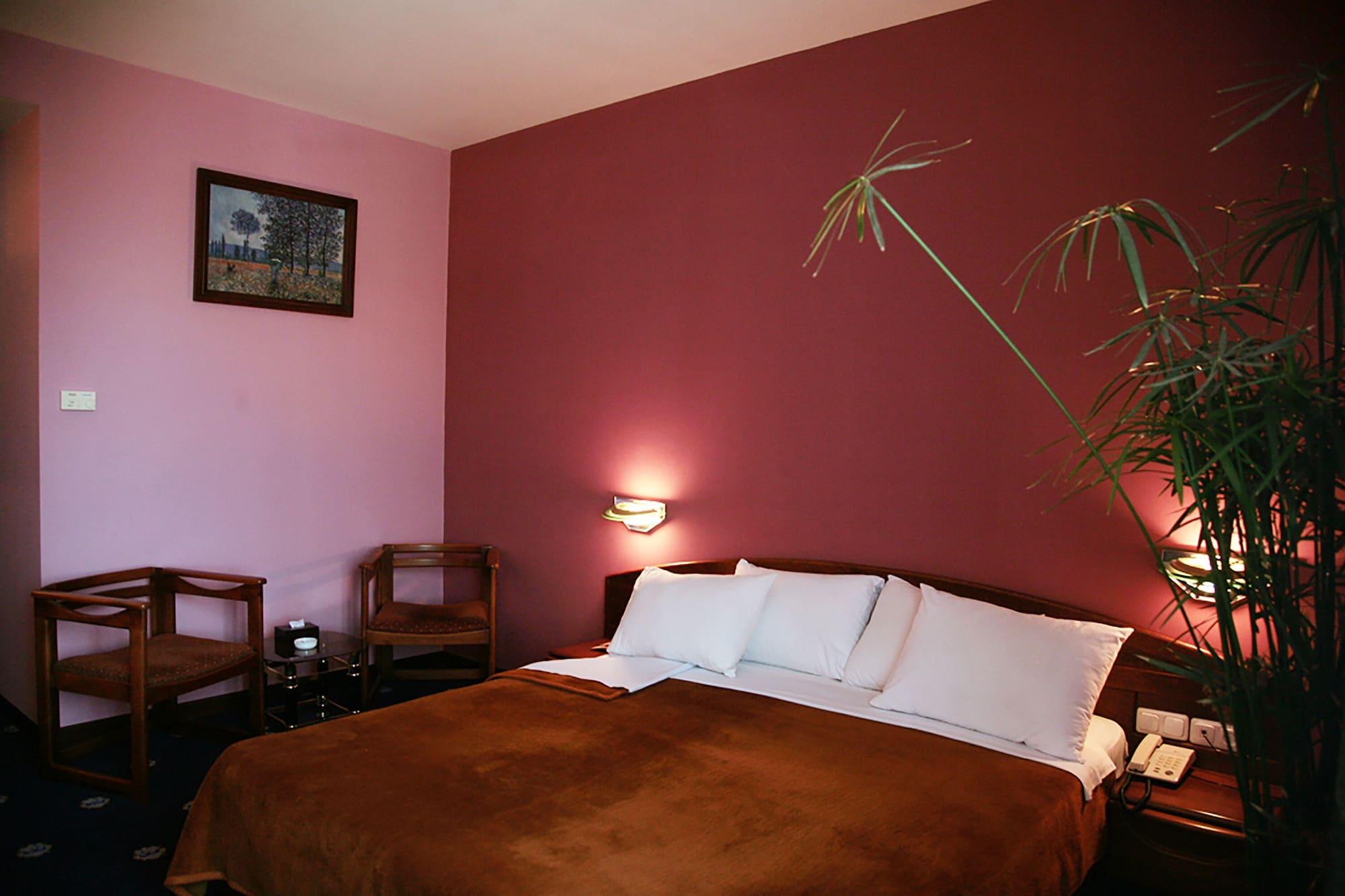 Ararat Hotel Erevan Exterior foto