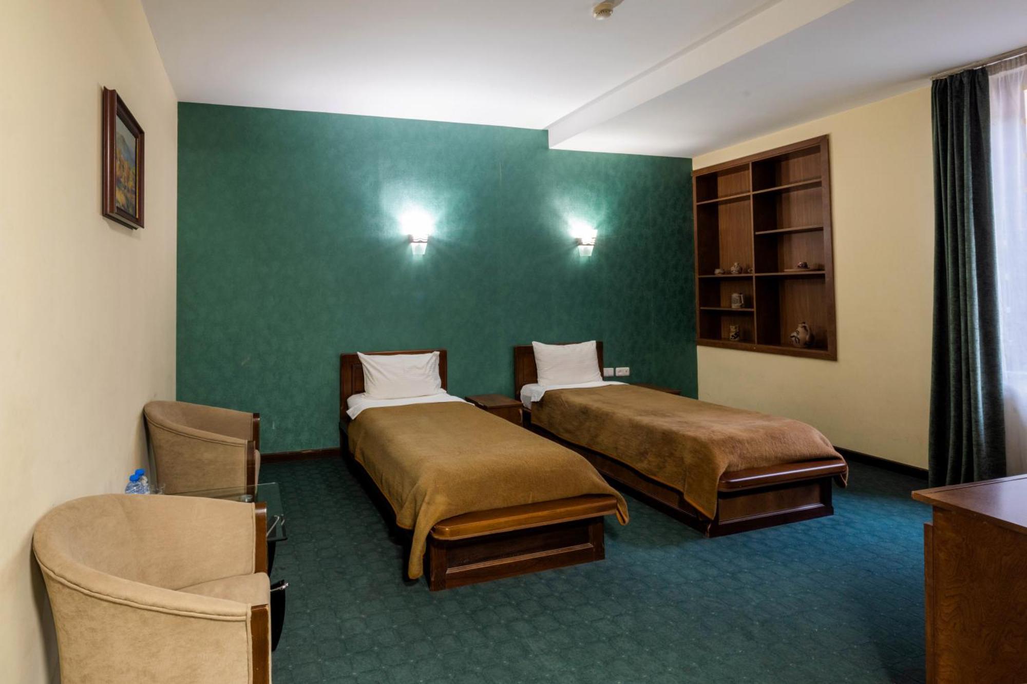 Ararat Hotel Erevan Exterior foto