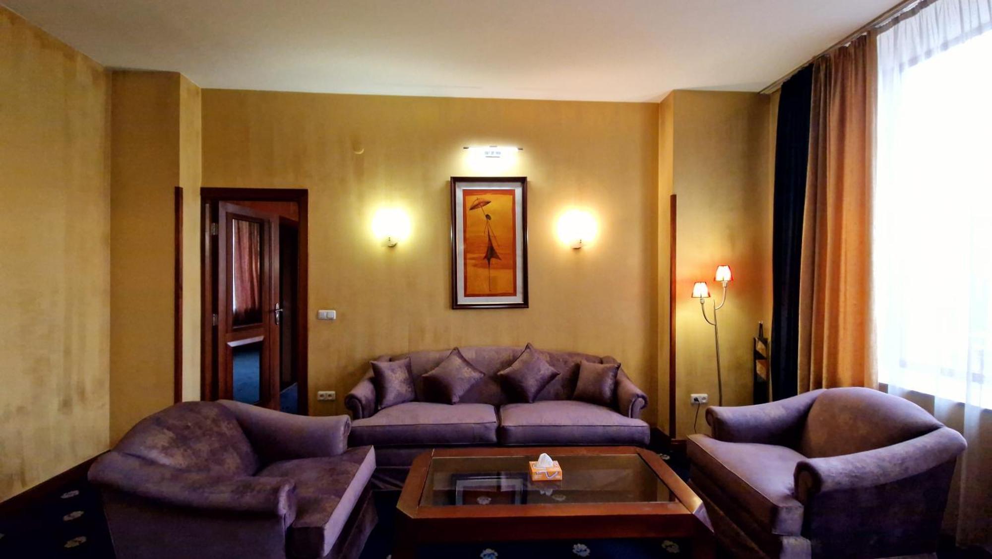 Ararat Hotel Erevan Exterior foto
